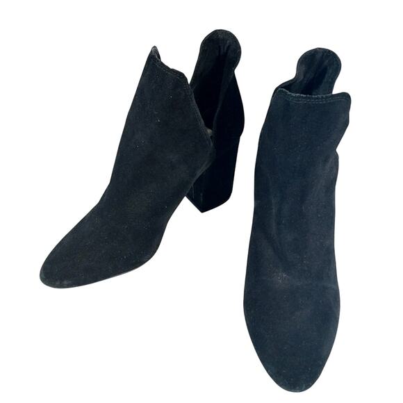 STEVE MADDEN! BLACK GENUINE SUEDE LEATHER, DEEP SIDE CUT CHUNKY BOOTS! SZ 8.5M - Picture 3 of 10